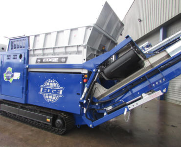 EDGE SLayer XL shredder with over-band magnet